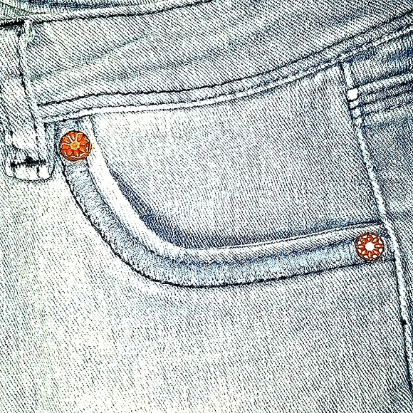 Girl's Floral Levi's - Picture 8 of 8